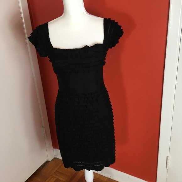 Max Studio ladies lined black cap-sleeve dress - Picture 7 of 8